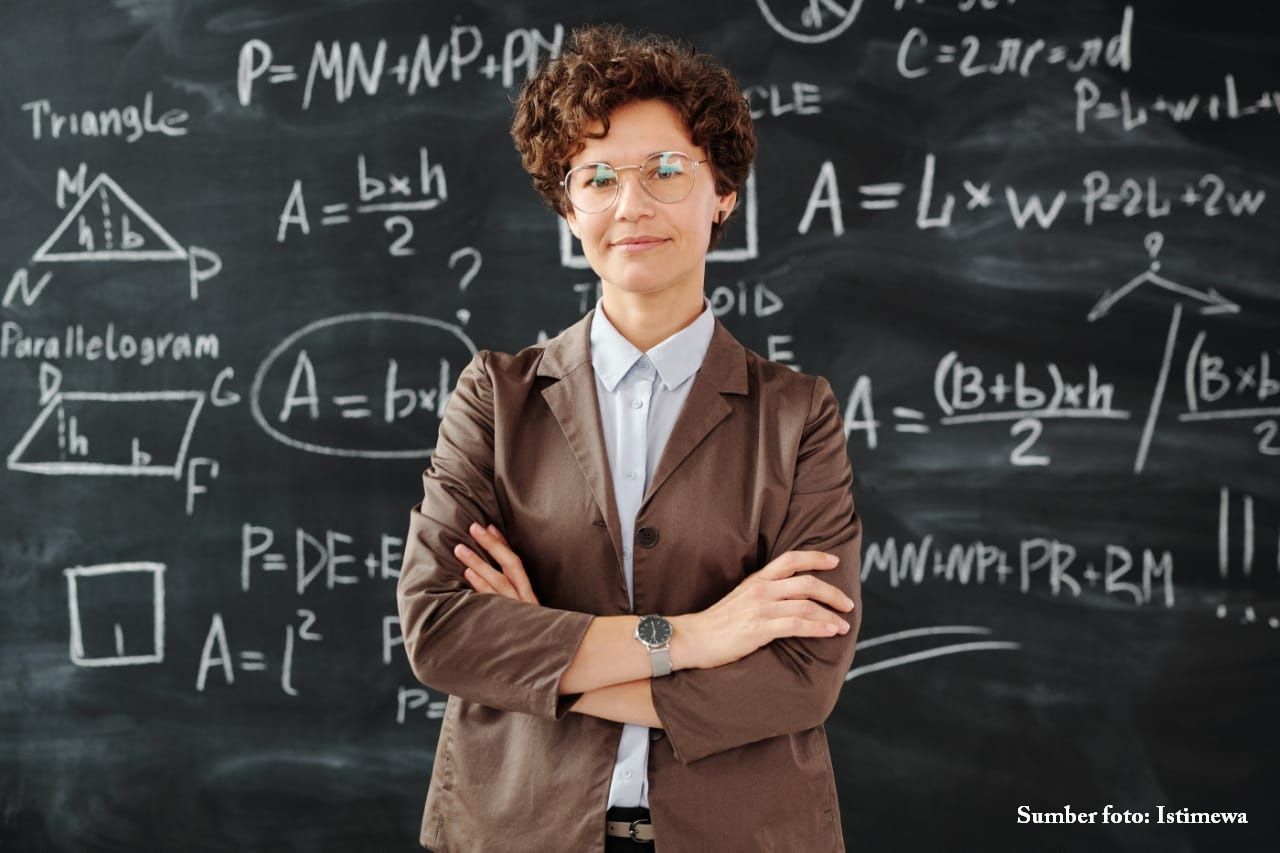 Beberapa Hal Yang Perlu Diperhatikan Sebelum Kamu Memutuskan Untuk Jadi Guru