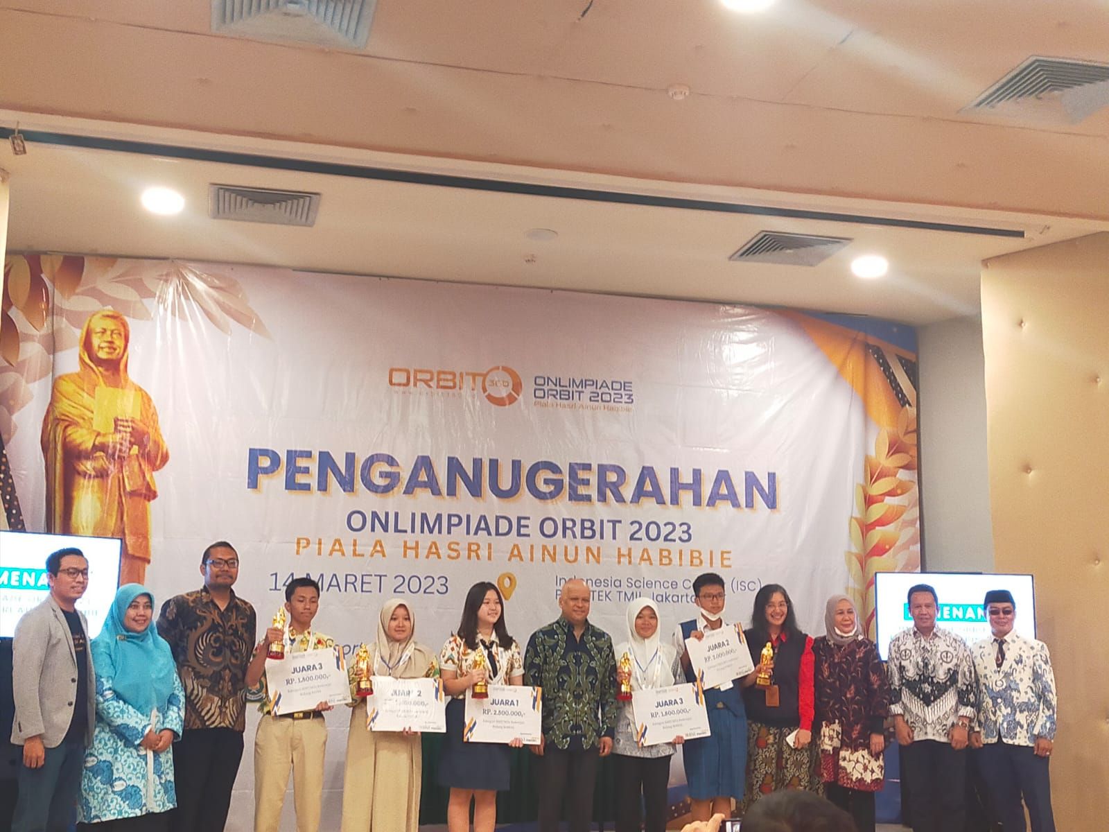 SMPS PELOPOR MANDAU MENCETAK PRESTASI TINGKAT NASIONAL   DALAM AJANG ORBIT ONLIMPIADE PIALA HASRI AINUN HABIBIE 2023